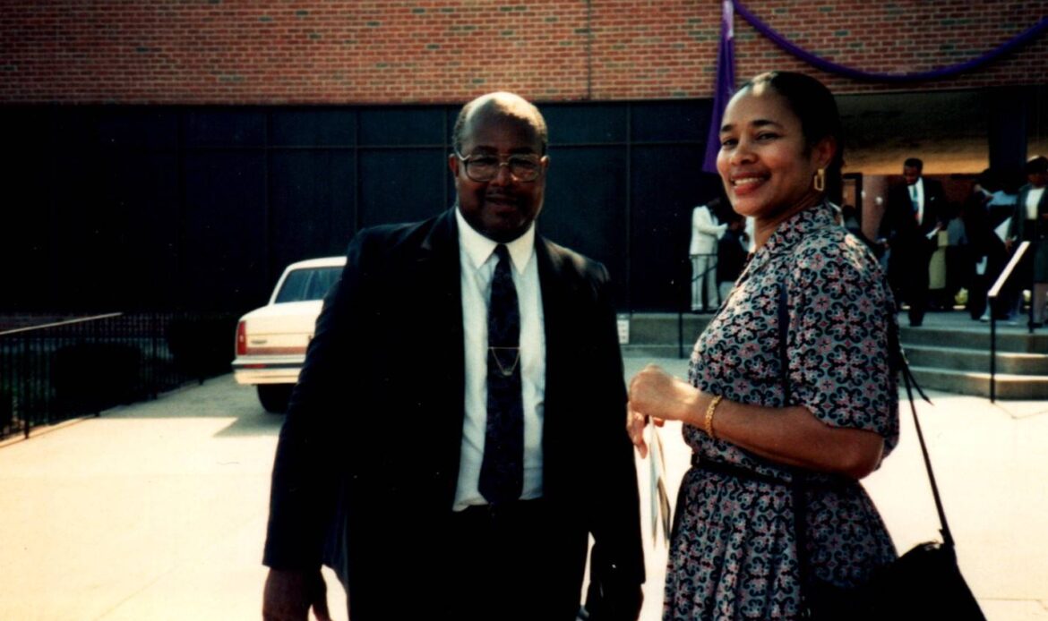 Bishop Kee and Barbara Settles