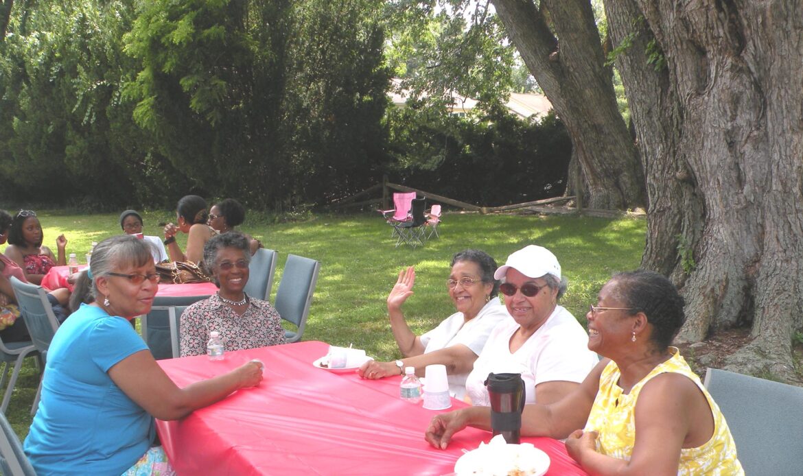 Mother's Martin, Strong, Johnson and Deaconess Lynch and Sister Sandra